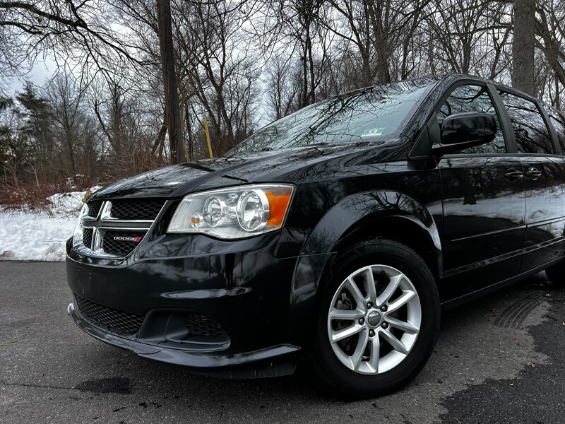 2016 Dodge Grand Caravan SXT   - Photo 1 - Delran, NJ 08075