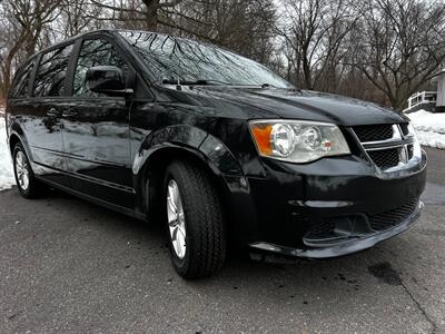 2016 Dodge Grand Caravan SXT   - Photo 2 - Delran, NJ 08075