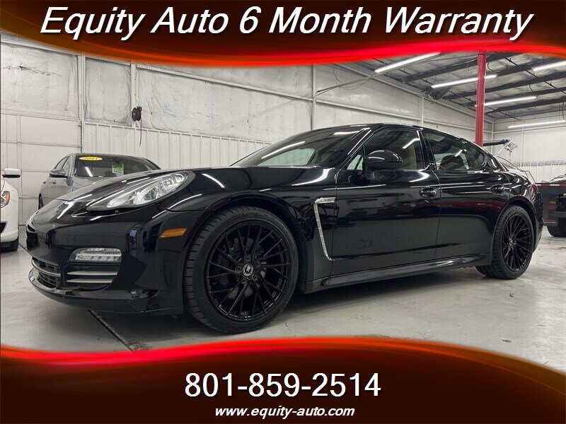 2013 Porsche Panamera 4  AWD