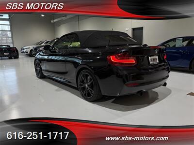 2017 BMW 2 Series M240i Convertible   - Photo 9 - Grand Rapids, MI 49512