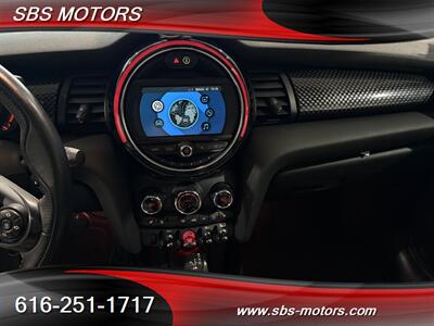 2019 MINI Cooper 3-door S - Photo 8 - Grand Rapids, MI 49512