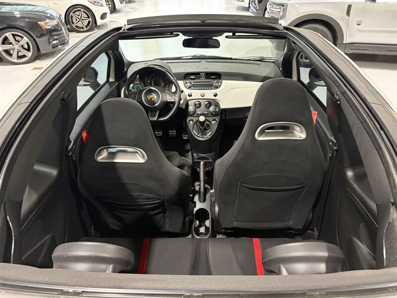 2013 FIAT 500c Abarth - Photo 17 - Grand Rapids, MI 49512