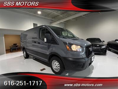 2022 Ford Transit 150 Van