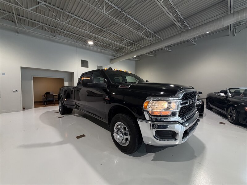 2023 RAM 3500 Tradesman   - Photo 1 - Grand Rapids, MI 49512