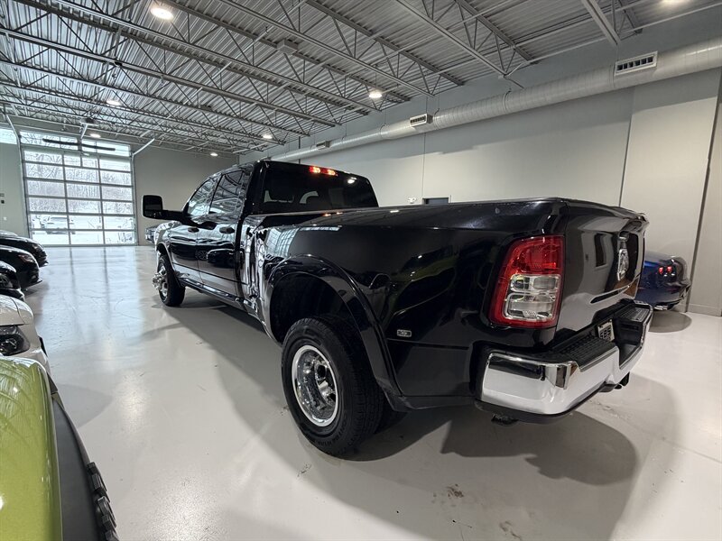 2023 RAM 3500 Tradesman - Photo 5 - Grand Rapids, MI 49512