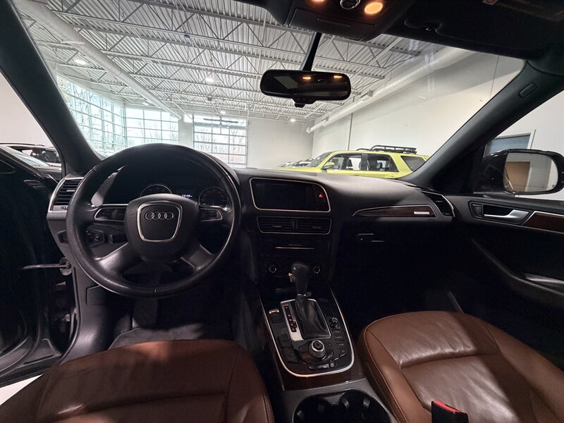 2010 Audi Q5 3.2 quattro Premium Plus - Photo 10 - Grand Rapids, MI 49512