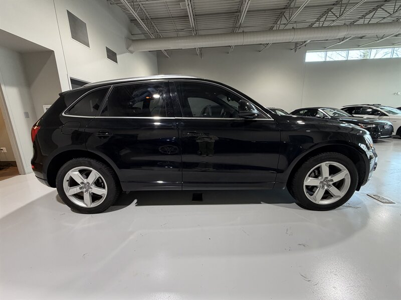 2010 Audi Q5 3.2 quattro Premium Plus - Photo 18 - Grand Rapids, MI 49512