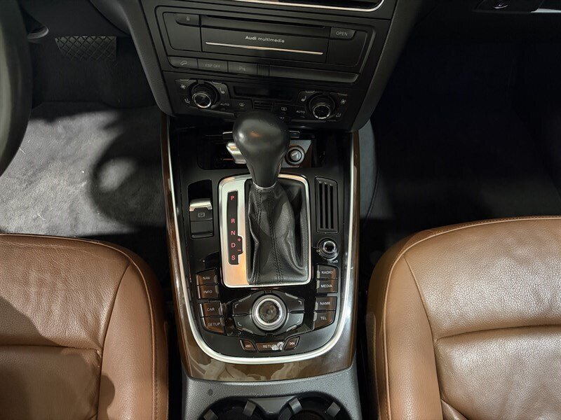 2010 Audi Q5 3.2 quattro Premium Plus - Photo 7 - Grand Rapids, MI 49512