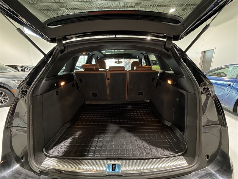 2010 Audi Q5 3.2 quattro Premium Plus - Photo 14 - Grand Rapids, MI 49512