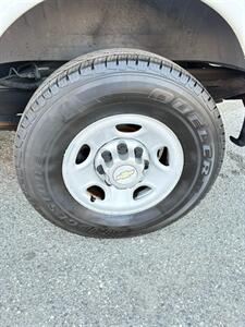 2013 Chevrolet Express 2500 Cargo Van - Photo 27 - South El Monte, CA 91733