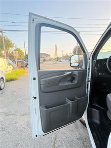 2013 Chevrolet Express 2500 Cargo Van - Photo 19 - South El Monte, CA 91733