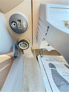 2017 Nissan Frontier SV V6  Extended Cab 1-Owner   - Photo 35 - South El Monte, CA 91733