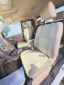2017 Nissan Frontier SV V6  Extended Cab 1-Owner   - Photo 29 - South El Monte, CA 91733