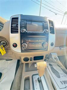 2017 Nissan Frontier SV V6  Extended Cab 1-Owner   - Photo 33 - South El Monte, CA 91733
