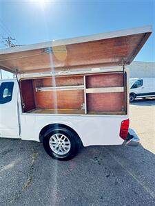 2017 Nissan Frontier SV V6  Extended Cab 1-Owner   - Photo 9 - South El Monte, CA 91733