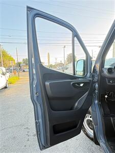 2019 Mercedes-Benz Sprinter 2500 High Roof 170 LWB 1-Owner   - Photo 22 - South El Monte, CA 91733