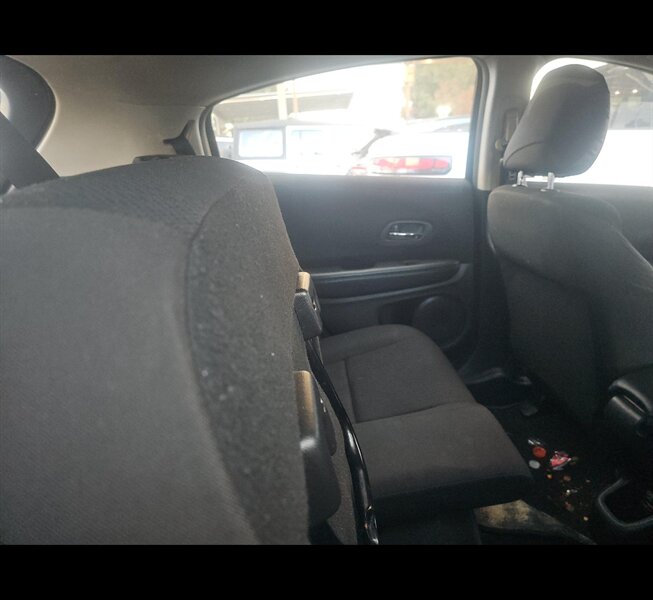 2018 Honda HR-V LX - Photo 17 - San Diego, CA 92154