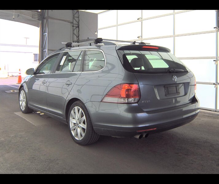 2013 Volkswagen Jetta SportWagen TDI - Photo 12 - San Diego, CA 92154