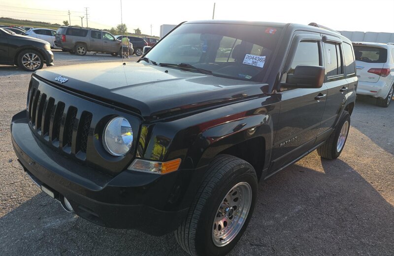 2017 Jeep Patriot Latitude - Photo 3 - San Diego, CA 92154