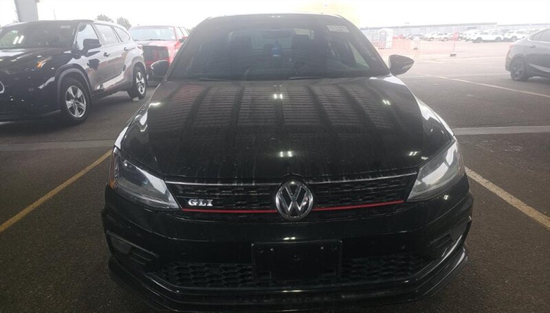 2017 Volkswagen Jetta 2.0T GLI - Photo 8 - San Diego, CA 92154