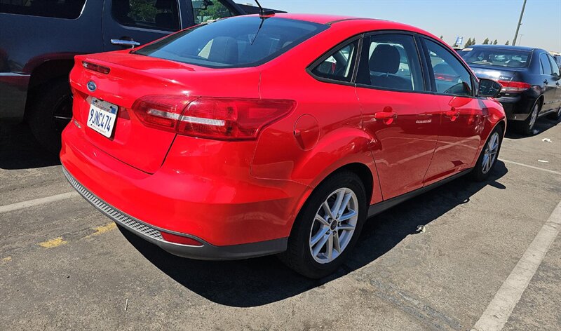 2015 Ford Focus SE - Photo 8 - San Diego, CA 92154