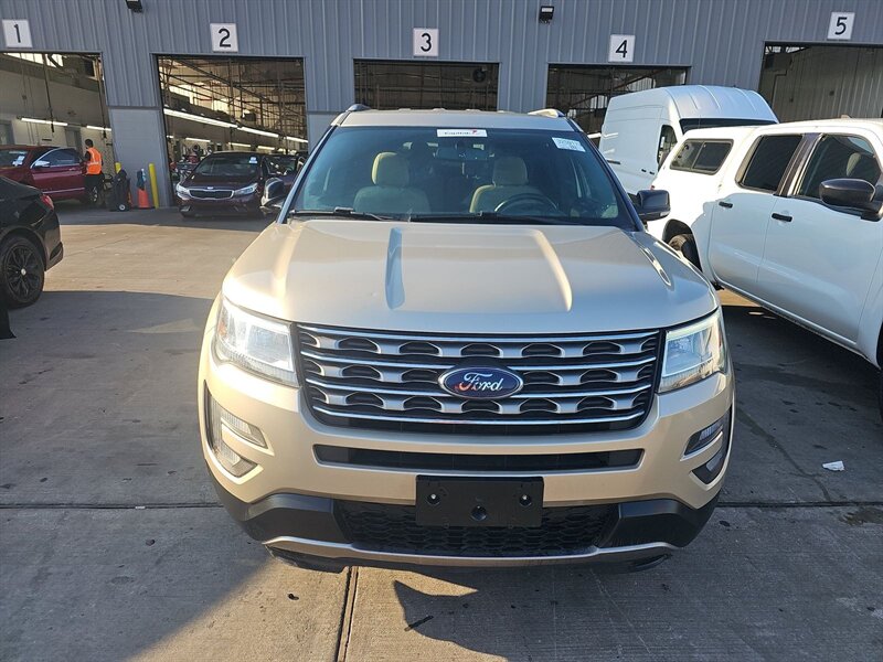 2017 Ford Explorer XLT - Photo 5 - San Diego, CA 92154