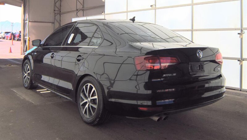 2017 Volkswagen Jetta 1.4T SE - Photo 13 - San Diego, CA 92154