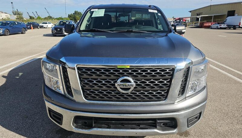 2017 Nissan Titan SV - Photo 8 - San Diego, CA 92154