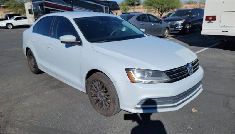 2017 Volkswagen Jetta 1.4T S - Photo 8 - San Diego, CA 92154