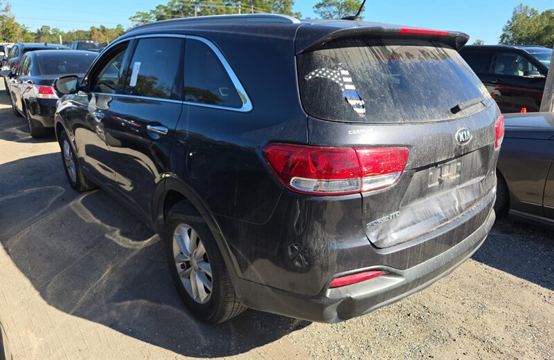 2018 Kia Sorento LX V6 - Photo 6 - San Diego, CA 92154