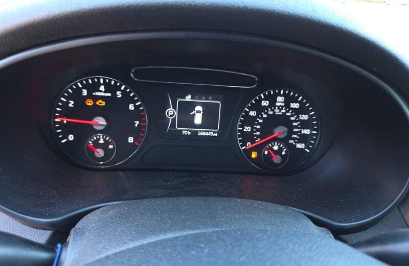 2018 Kia Sorento LX V6 - Photo 2 - San Diego, CA 92154