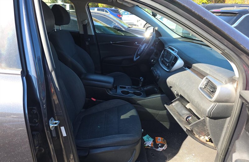 2018 Kia Sorento LX V6 - Photo 7 - San Diego, CA 92154