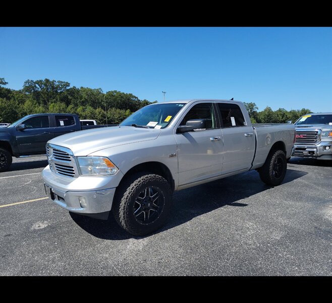 2017 RAM 1500 SLT - Photo 5 - San Diego, CA 92154