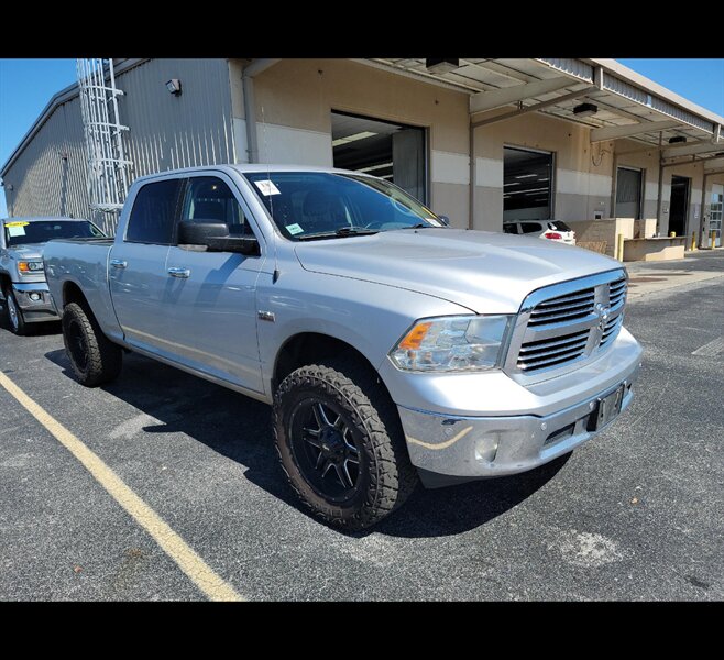 2017 RAM 1500 SLT - Photo 7 - San Diego, CA 92154