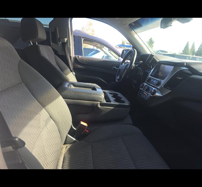 2017 Chevrolet Suburban LS - Photo 11 - San Diego, CA 92154