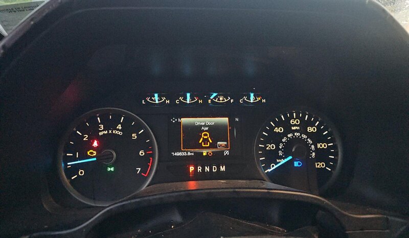 2018 Ford F-150 XLT - Photo 17 - San Diego, CA 92154