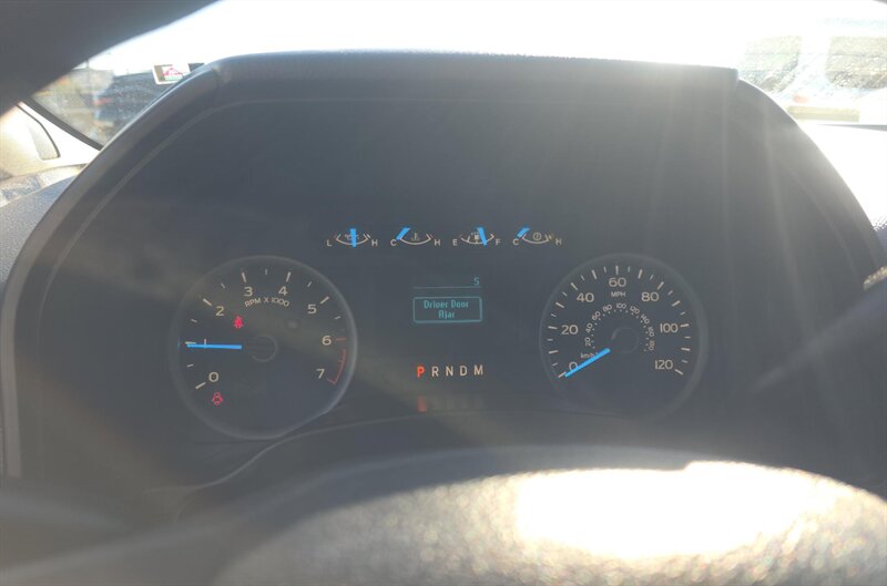 2017 Ford F-150 XLT - Photo 14 - San Diego, CA 92154