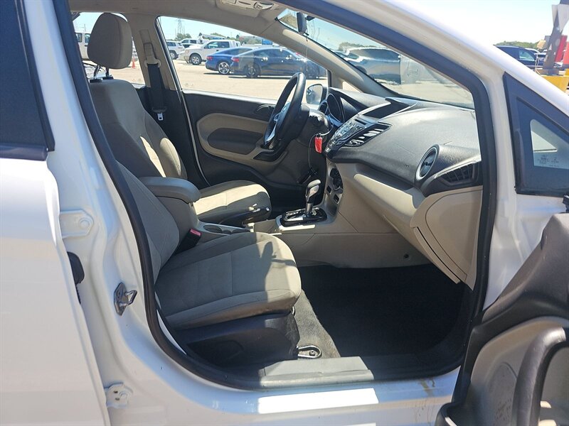 2017 Ford Fiesta SE - Photo 15 - San Diego, CA 92154