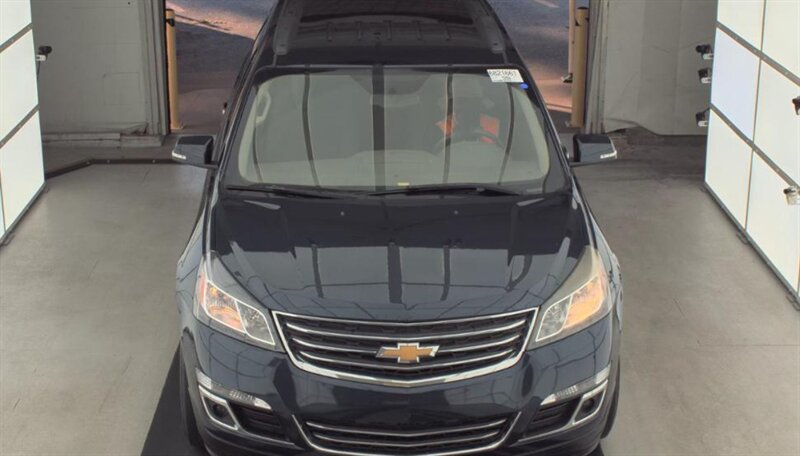 2017 Chevrolet Traverse LT - Photo 8 - San Diego, CA 92154