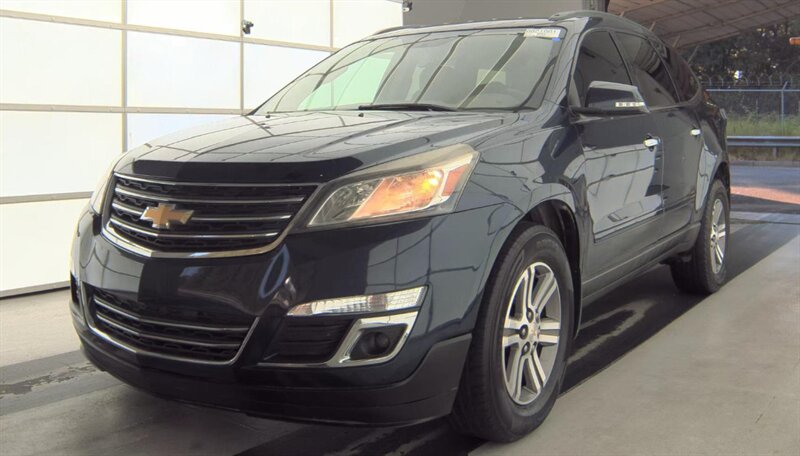 2017 Chevrolet Traverse LT - Photo 7 - San Diego, CA 92154