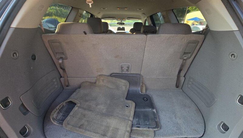 2017 Chevrolet Traverse LT - Photo 24 - San Diego, CA 92154