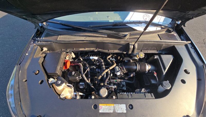 2017 Chevrolet Traverse LT - Photo 23 - San Diego, CA 92154