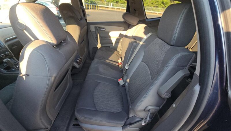 2017 Chevrolet Traverse LT - Photo 20 - San Diego, CA 92154