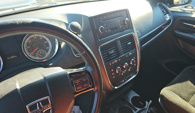 2017 Dodge Grand Caravan SE Plus - Photo 16 - San Diego, CA 92154