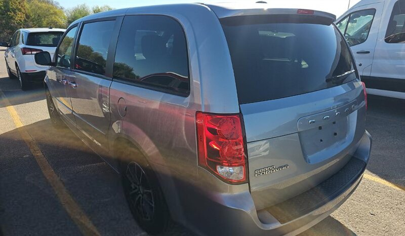 2017 Dodge Grand Caravan SE Plus - Photo 12 - San Diego, CA 92154