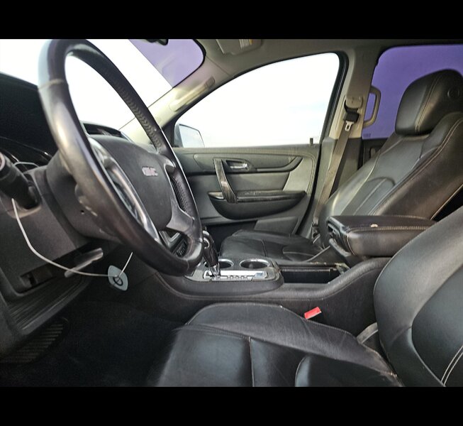 2017 GMC Acadia Limited - Photo 12 - San Diego, CA 92154