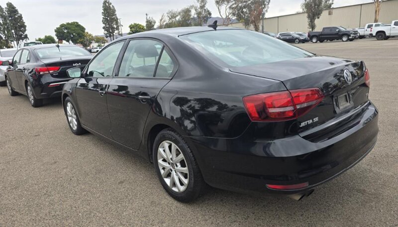 2016 Volkswagen Jetta 1.4T SE - Photo 13 - San Diego, CA 92154