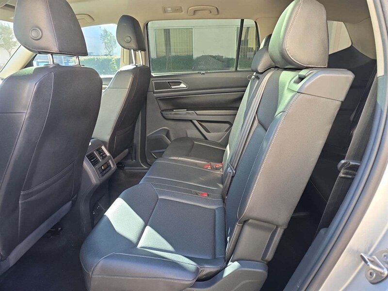 2018 Volkswagen Atlas V6 SEL 4Motion - Photo 16 - San Diego, CA 92154