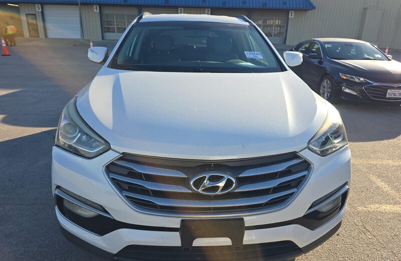 2018 Hyundai SANTA FE Sport 2.0T - Photo 5 - San Diego, CA 92154