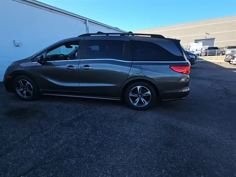 2018 Honda Odyssey Touring - Photo 6 - San Diego, CA 92154